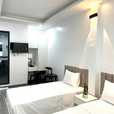 The Queen Hotel & Spa 2 Hanoi Exterior photo